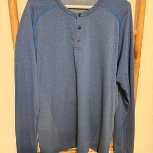 Lululemon Metal Vent Tech Long Sleeve Henley Blue
